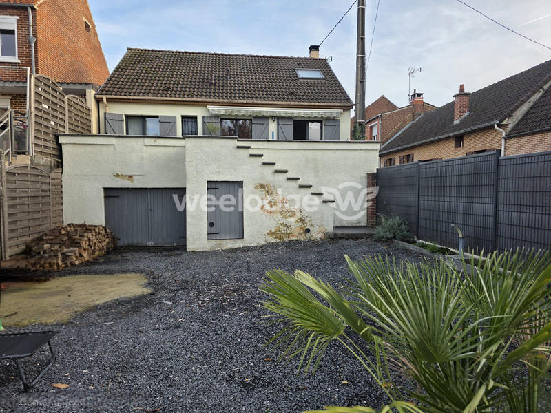 Maison - 85 m² - 4 pièces