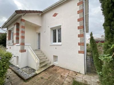 Maison - 98 m² - 5 pièces