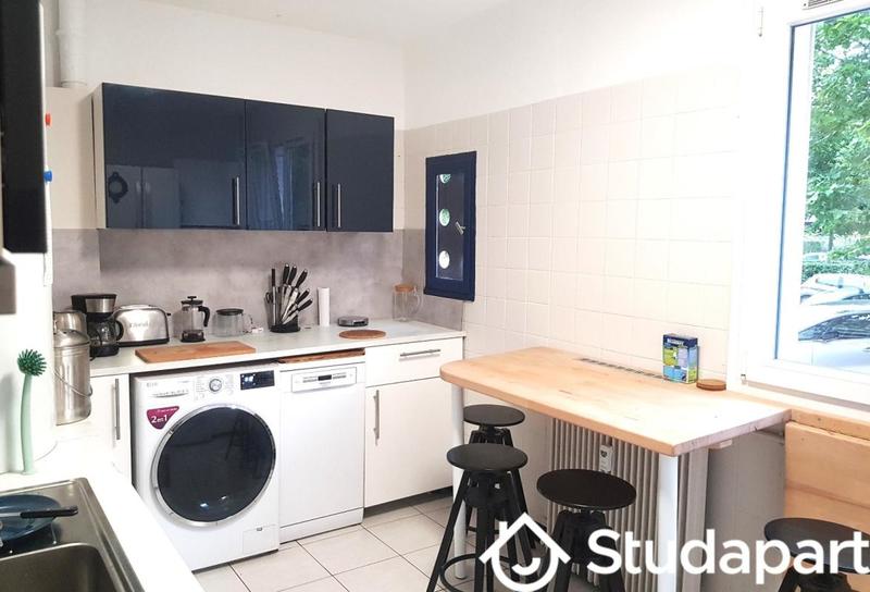 Chambre - 12 m² - 1 pièce