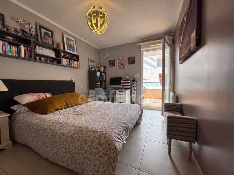 Appartement - 94 m² - 4 pièces