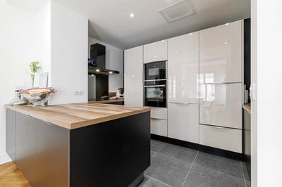 Appartement - 100 m² - 4 pièces