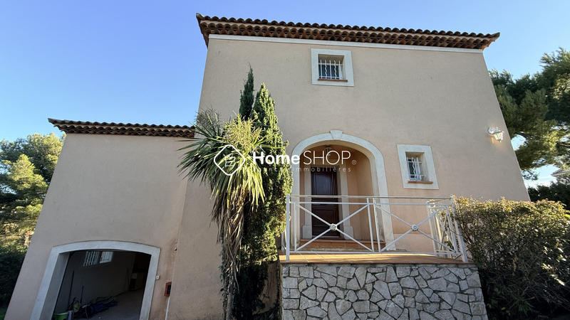 Villa - 143 m² - 5 pièces