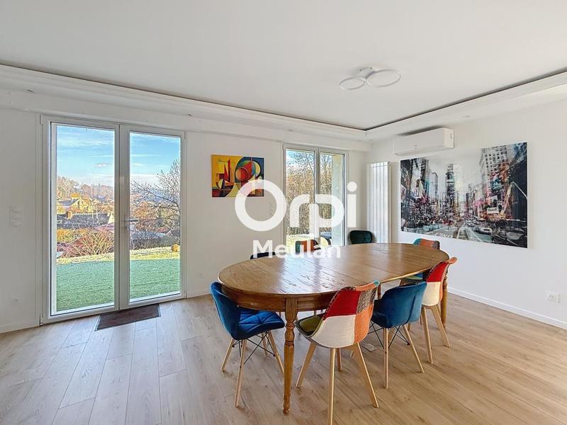 Maison - 184 m² - 7 pièces