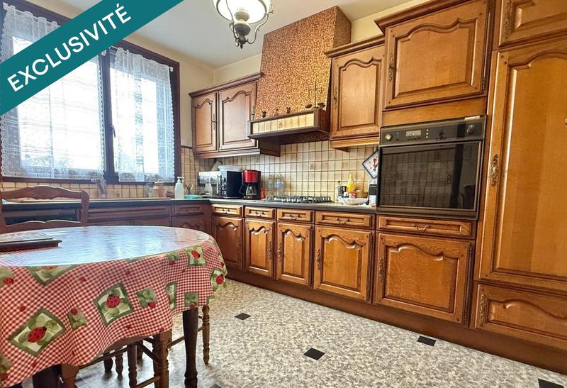 Maison - 94 m² - 4 pièces