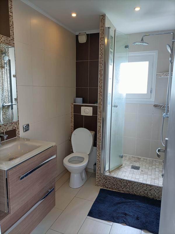 Appartement - 85 m² - 4 pièces