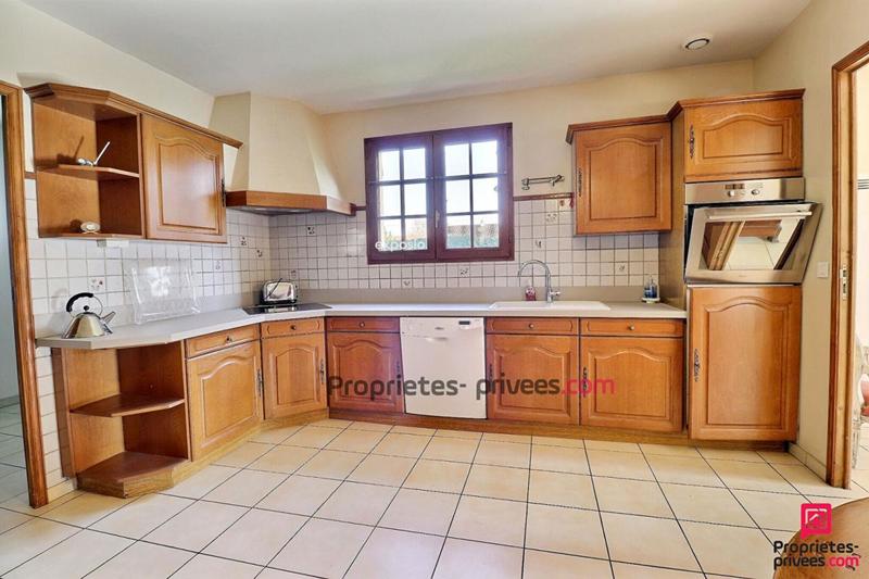 Maison - 170 m² - 7 pièces