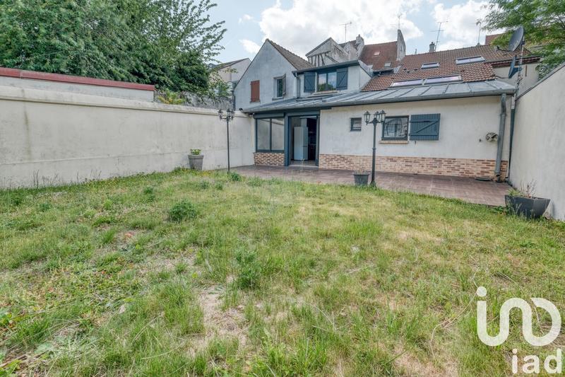 Appartement - 104 m² - 5 pièces