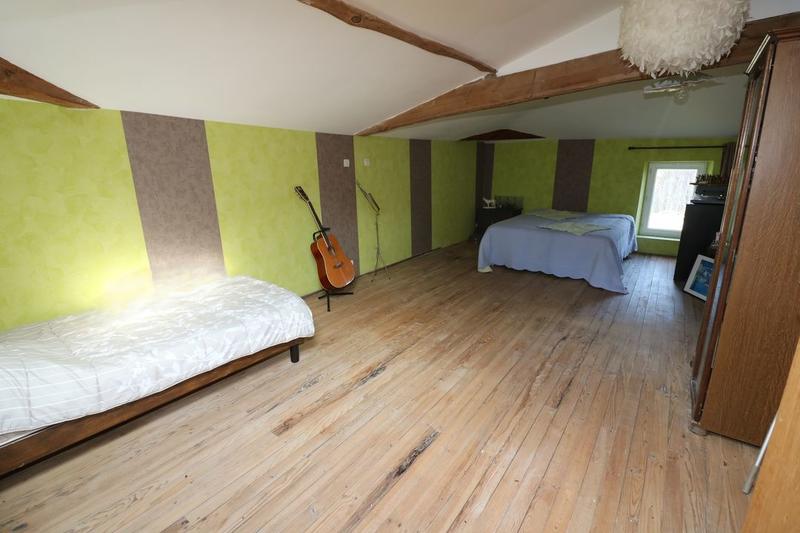 Maison en pierre - 235 m² - 5 pièces