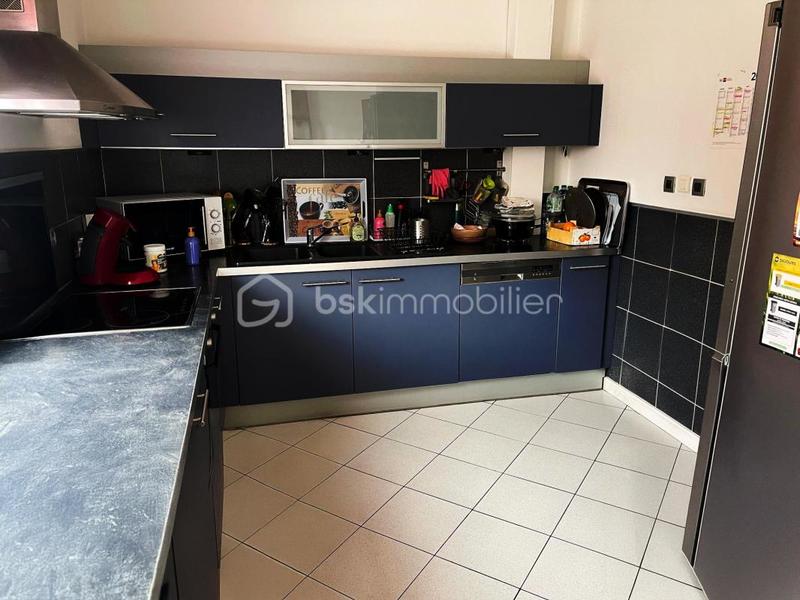 Maison - 98 m² - 5 pièces