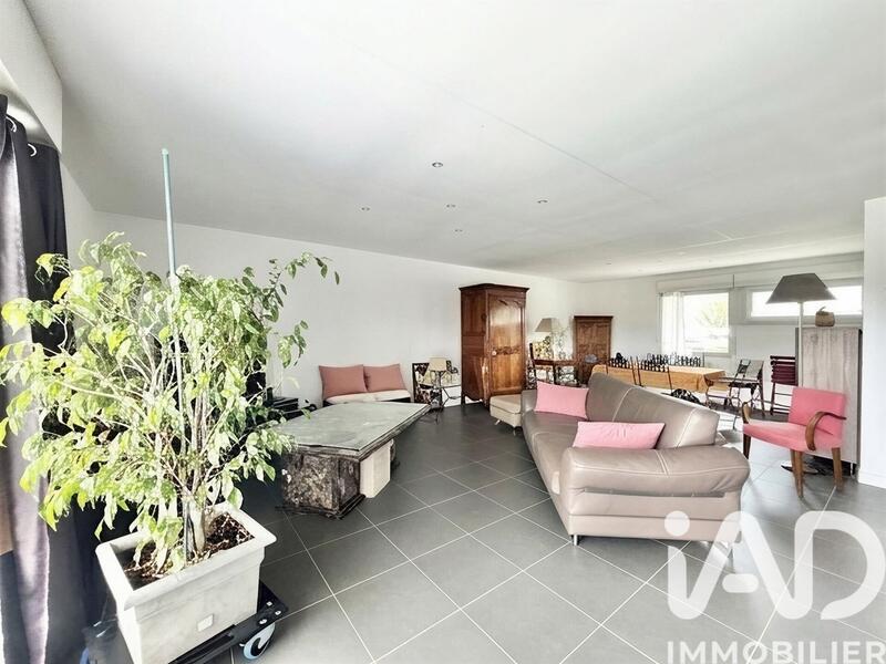 Maison - 145 m² - 5 pièces