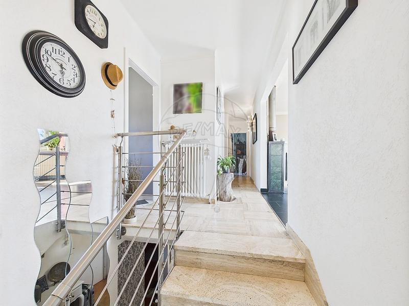 Maison - 146 m² - 8 pièces