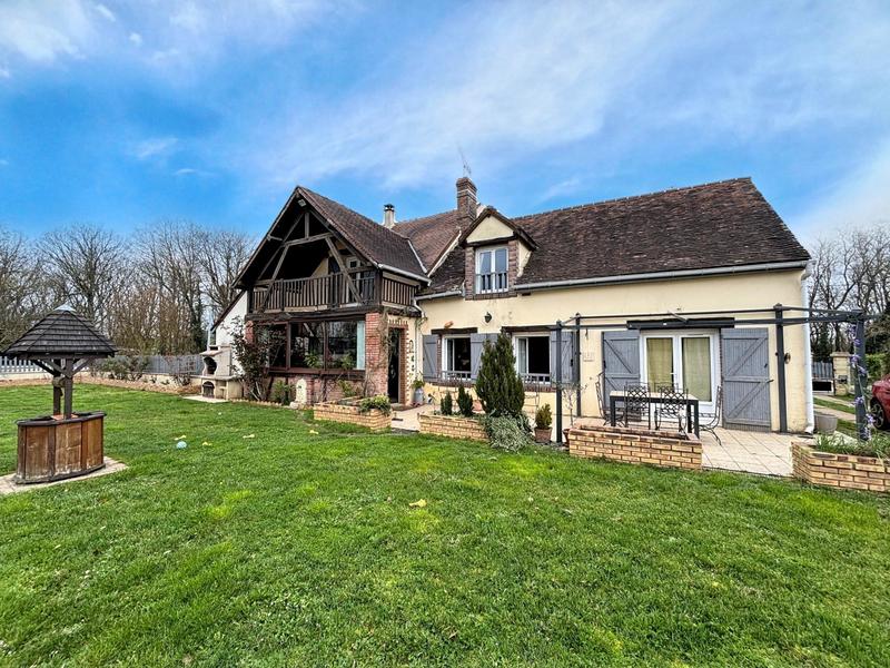 Maison - 190 m² - 9 pièces