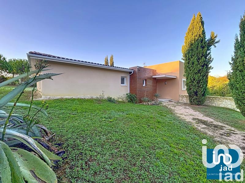 Maison de maîtres - 180 m² - 10 pièces