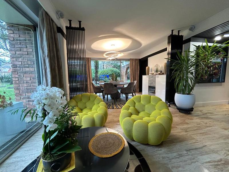 Maison d'architecte - 313 m² - 6 pièces