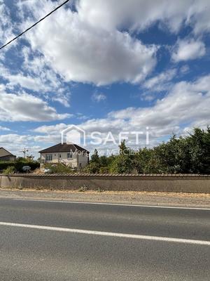 Maison - 85 m² - 5 pièces