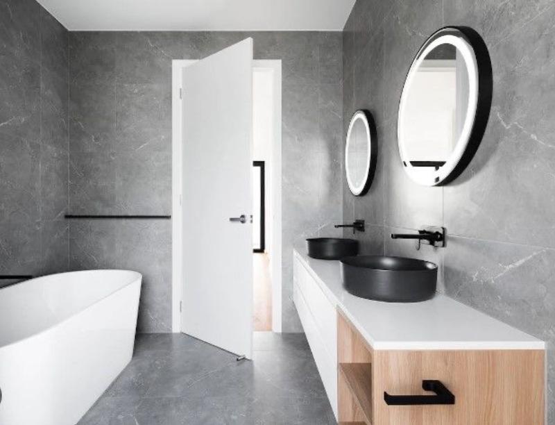 Appartement - 108 m² - 6 pièces