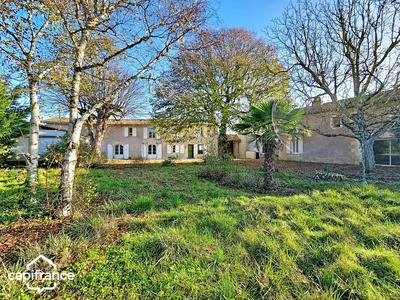 Longère - 195 m² - 8 pièces