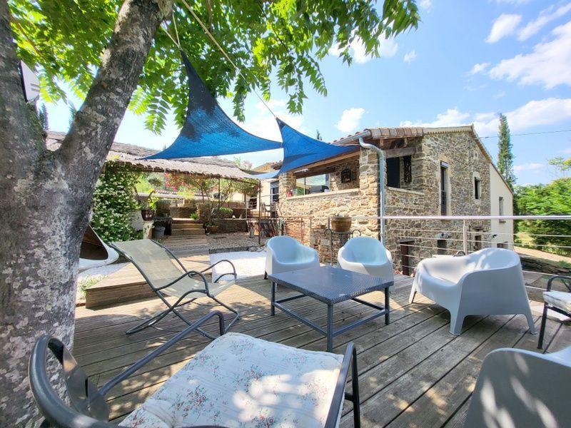 Maison - 165 m² - 8 pièces