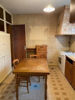 Maison - 93 m² - 4 pièces