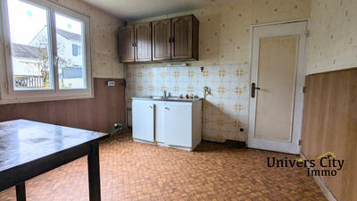 Maison - 93 m² - 4 pièces