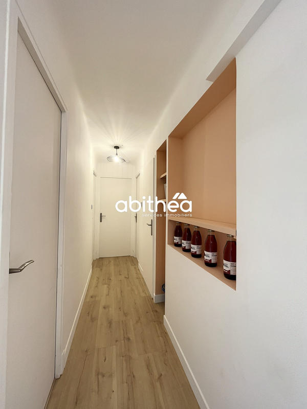 Appartement - 79 m² - 5 pièces