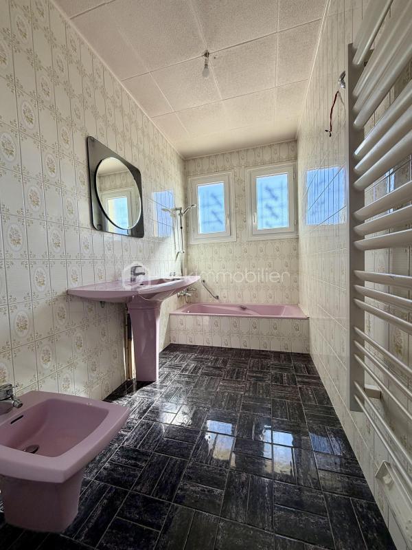 Maison - 84 m² - 4 pièces