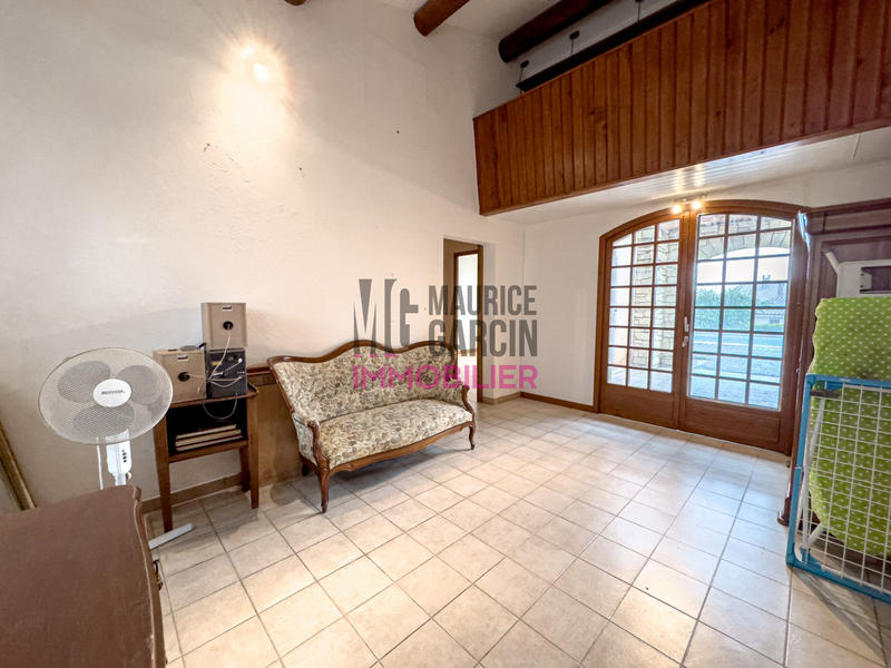 Maison - 200 m² - 9 pièces