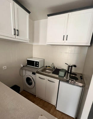 Studio - 25 m² - 1 pièce