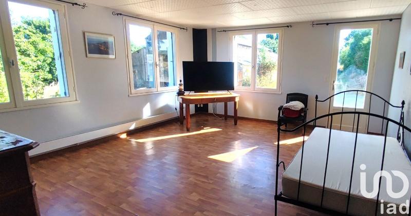 Maison - 197 m² - 7 pièces