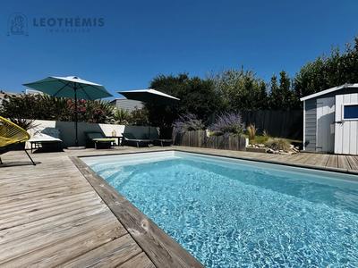 Maison contemporaine - 99 m² - 5 pièces