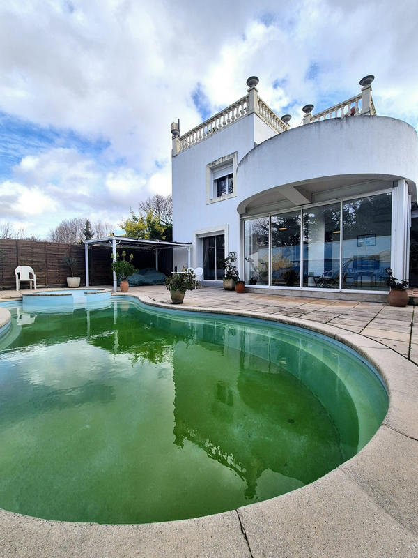 Appartement - 102 m² - 4 pièces