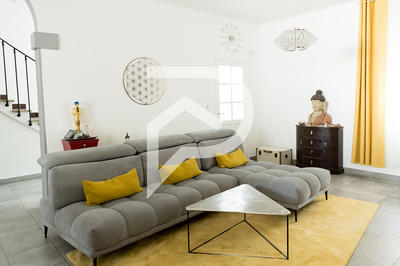 Maison - 140 m² - 4 pièces