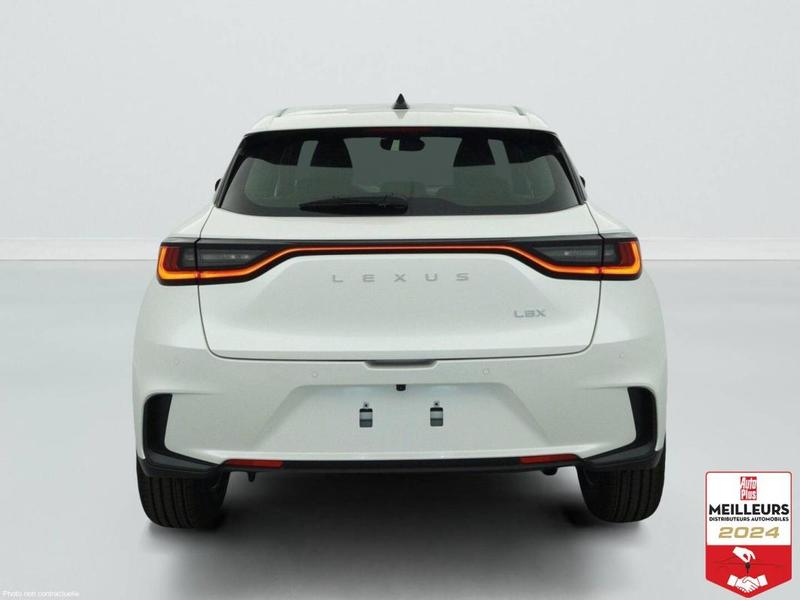 Lexus Lbx 2wd Business