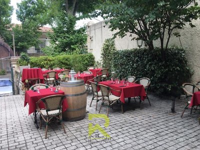 Fonds de commerce - Local commercial - 399 m²