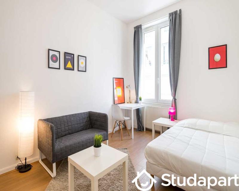 Chambre - 67 m² - 1 pièce