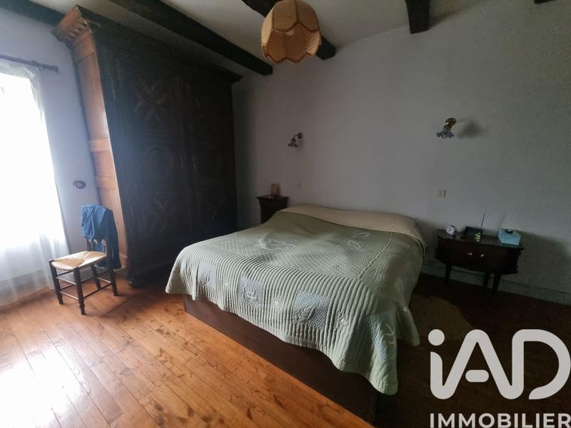 Maison - 254 m² - 6 pièces