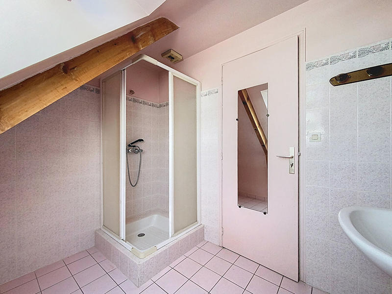 Maison - 143 m² - 5 pièces