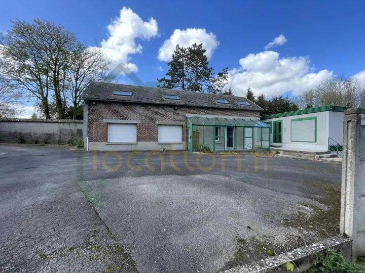 Local commercial - 622 m²