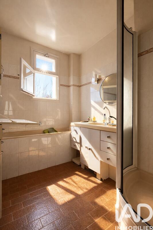 Appartement - 75 m² - 4 pièces