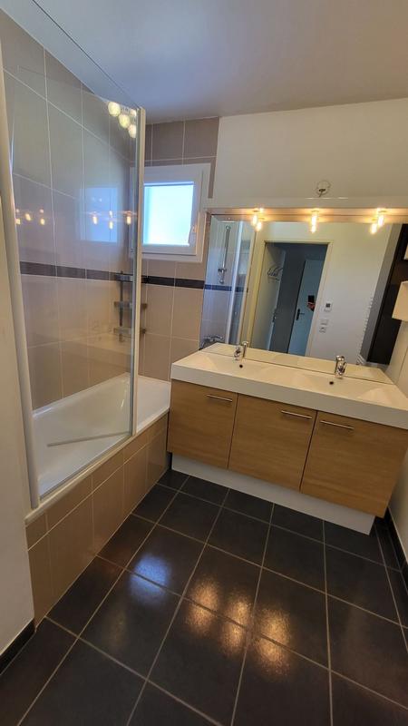 Appartement - 76 m² - 4 pièces