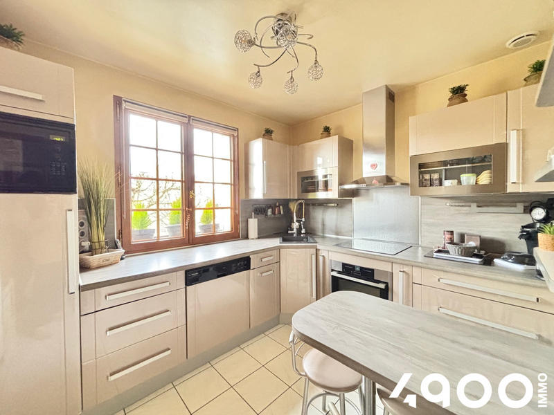 Maison - 152 m² - 7 pièces