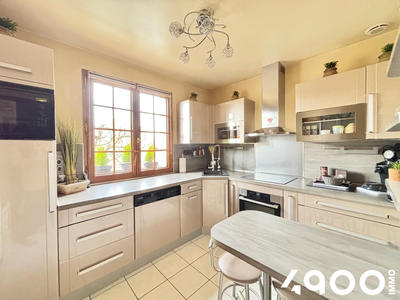 Maison - 152 m² - 7 pièces