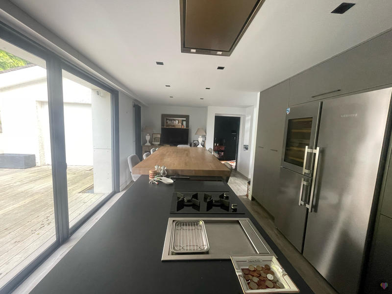 Maison contemporaine - 140 m² - 4 pièces