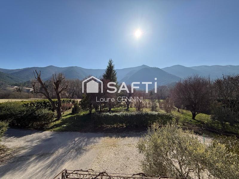 Maison - 195 m² - 8 pièces