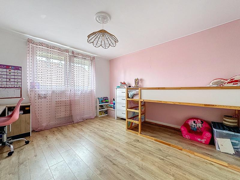 Maison - 81 m² - 5 pièces