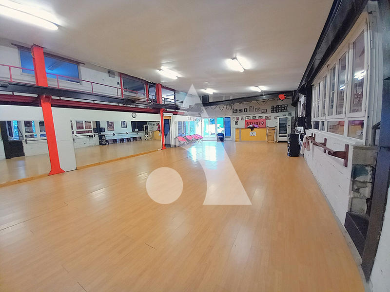 Local commercial - 435 m²