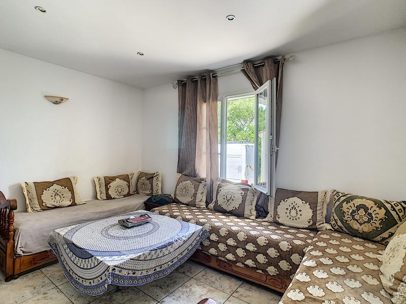 Villa - 184 m² - 6 pièces