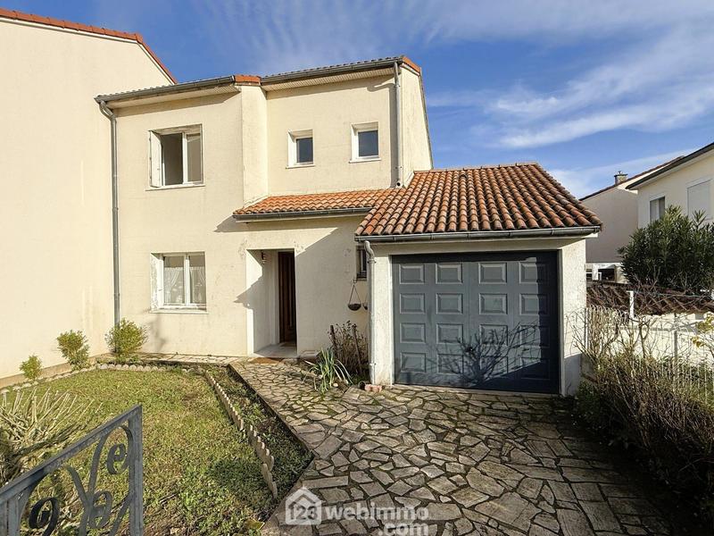 Maison - 82 m² - 4 pièces