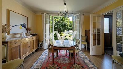 Maison - 179 m² - 7 pièces