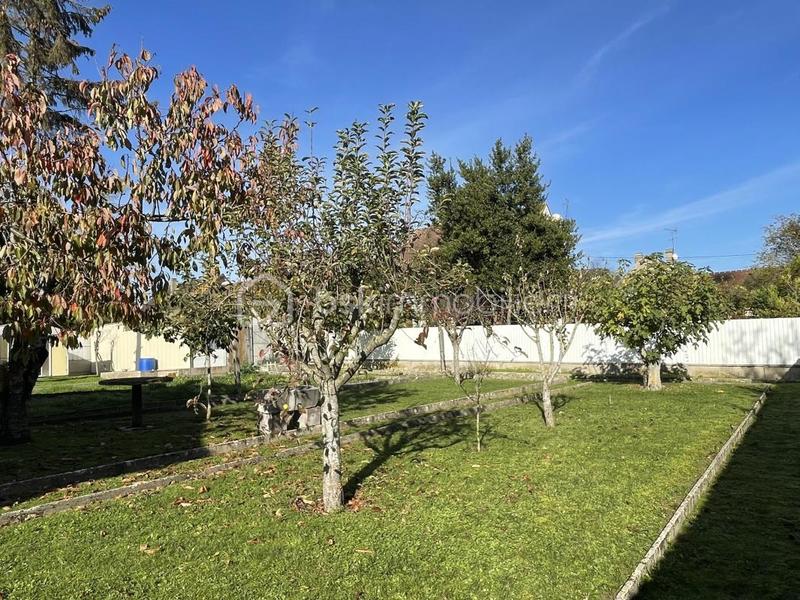 Maison traditionnelle - 123 m² - 6 pièces